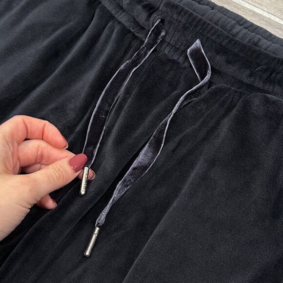Z Supply Evalyn Silky Velour Drawstring Jogger Pant in Onyx Women's Size S - Picture 5 of 15